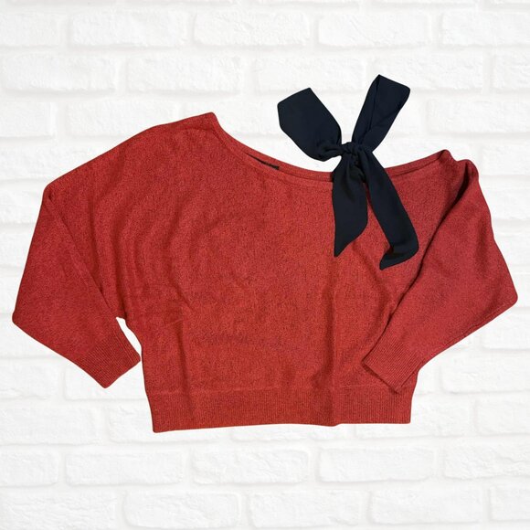 NWT NY&Co Holiday Red Cold Shoulder Sweater w/ Black Velvet Bow Size XXL Plus - Picture 2 of 8